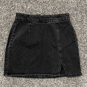 Forever 21 black denim skirt